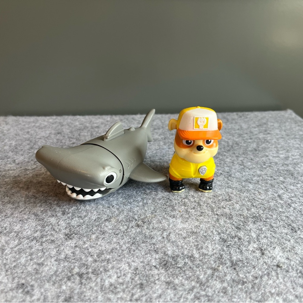 Paw Patrol Rubble and Shark Toy Set